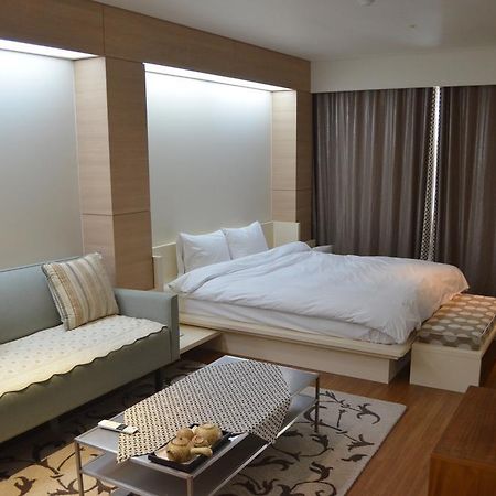 Lake Hills Bugok Resort Changnyeong Bagian luar foto