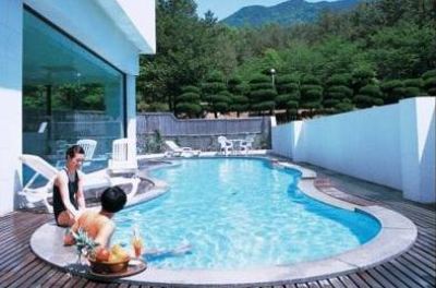 Lake Hills Bugok Resort Changnyeong Bagian luar foto