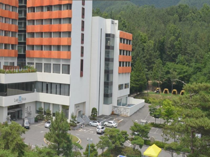 Lake Hills Bugok Resort Changnyeong Bagian luar foto